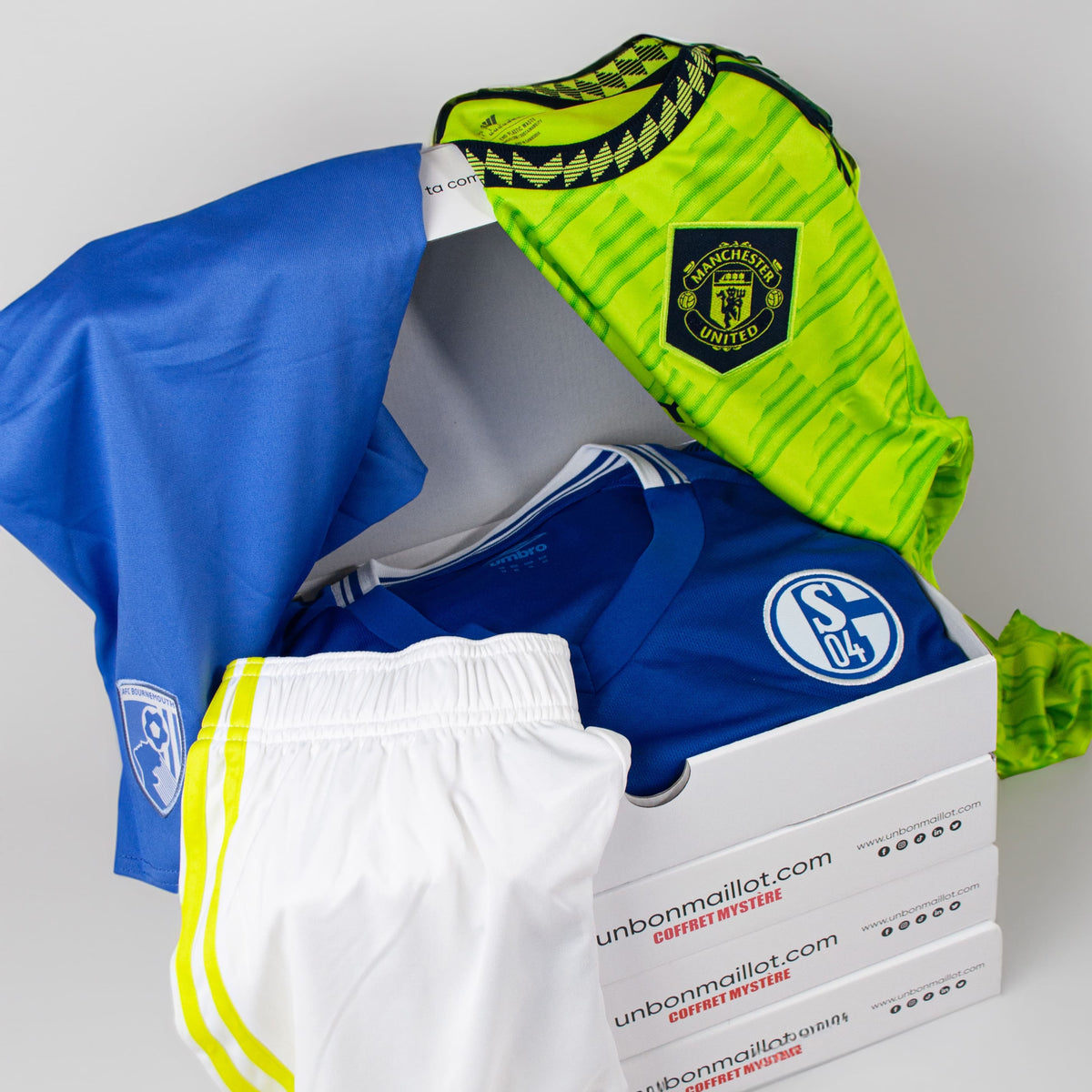 La box tenue mystère 🩳 + 👕