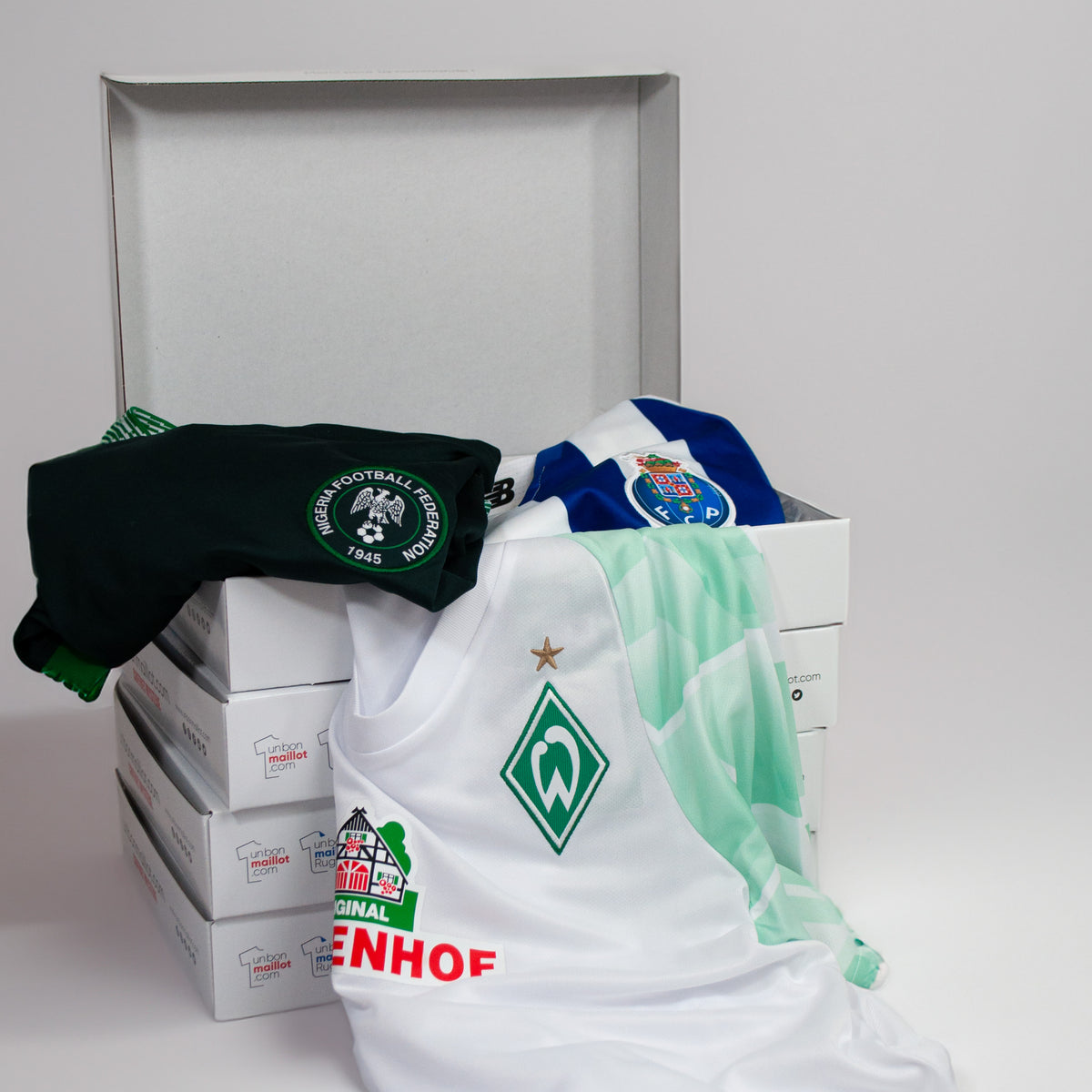 La box maillot mystère football - Femme 👕